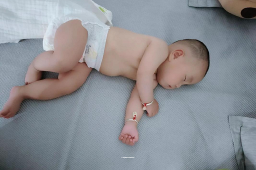 伊犁宝宝呼吸道感染发烧